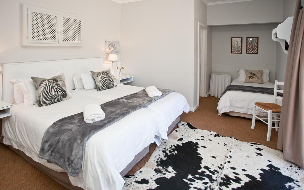 Wagon Wheel Country Lodge Beaufort West Exterior photo